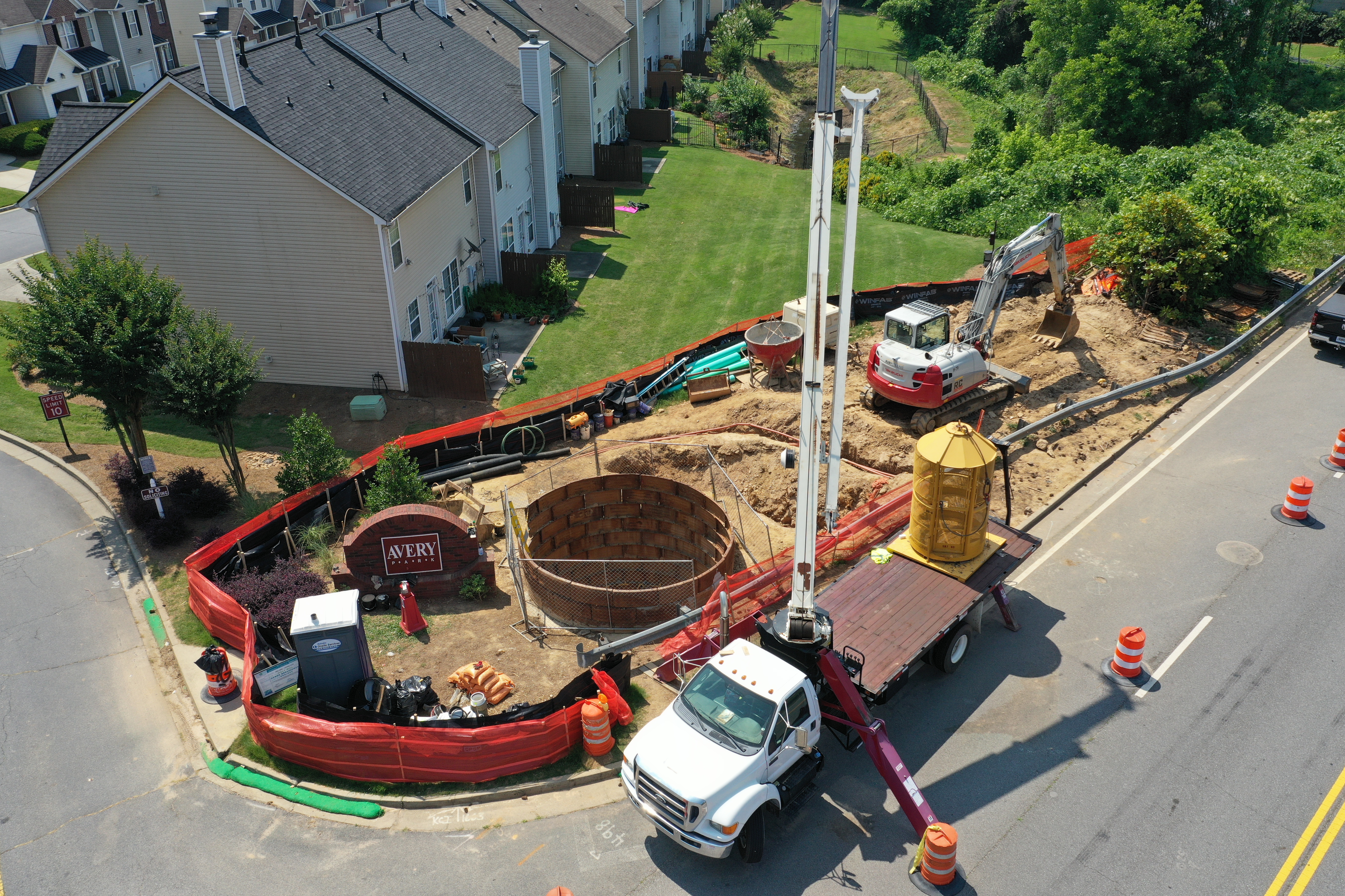 Tilly Mill Sewer Replacement – Jack and Bore Underneath Peachtree Industrial