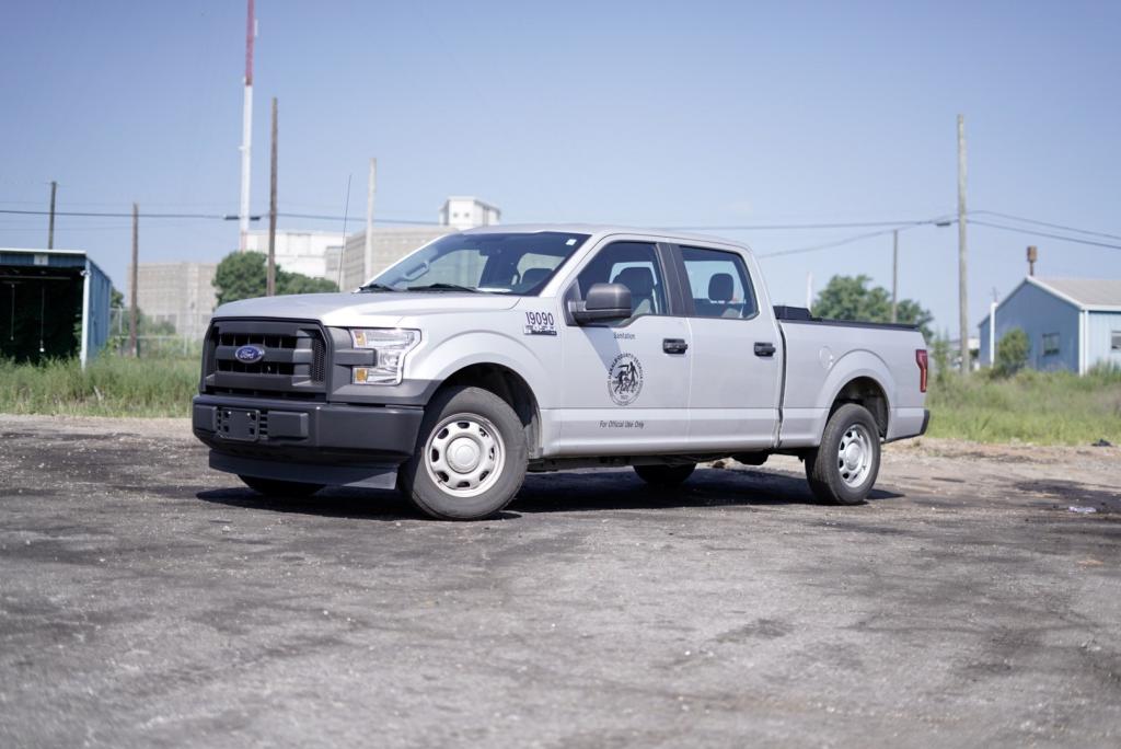 Crew Cab pickup truck